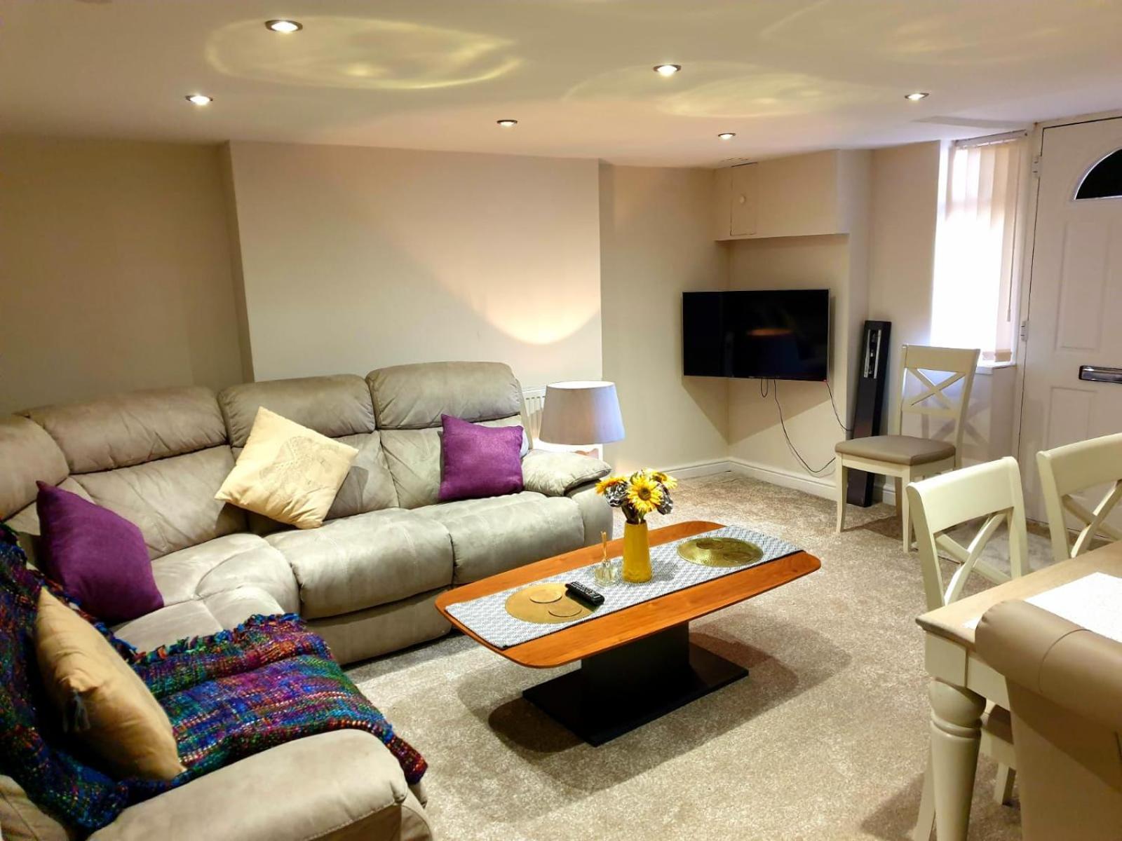 Elegant 2 Bed Apartment In แมนเชสเตอร์ ภายนอก รูปภาพ