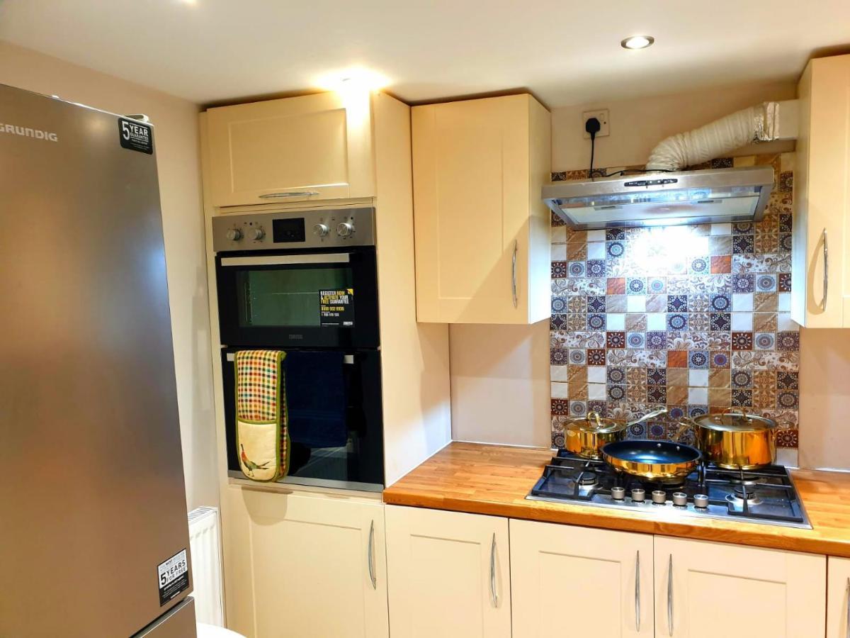 Elegant 2 Bed Apartment In แมนเชสเตอร์ ภายนอก รูปภาพ