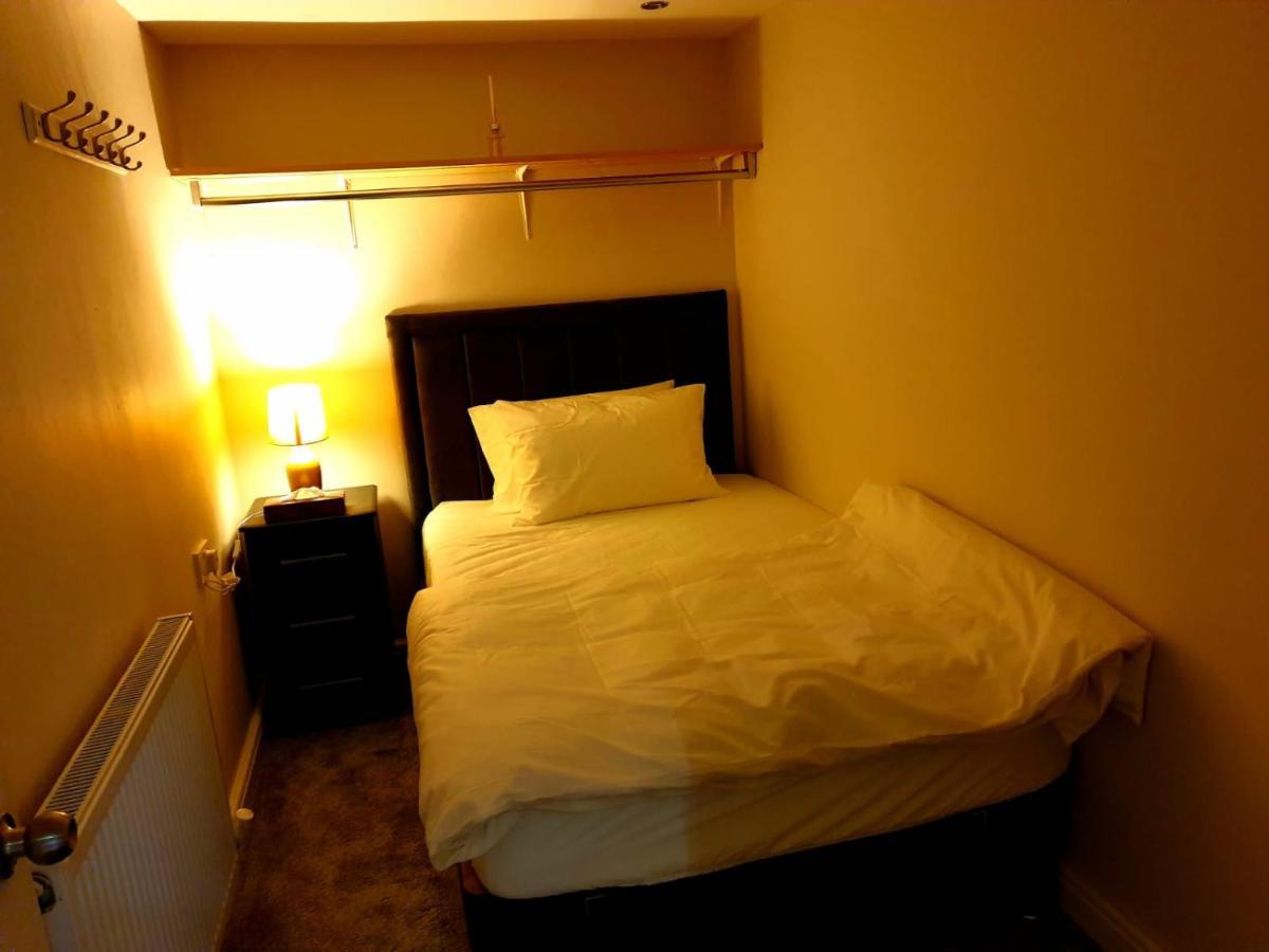 Elegant 2 Bed Apartment In แมนเชสเตอร์ ภายนอก รูปภาพ